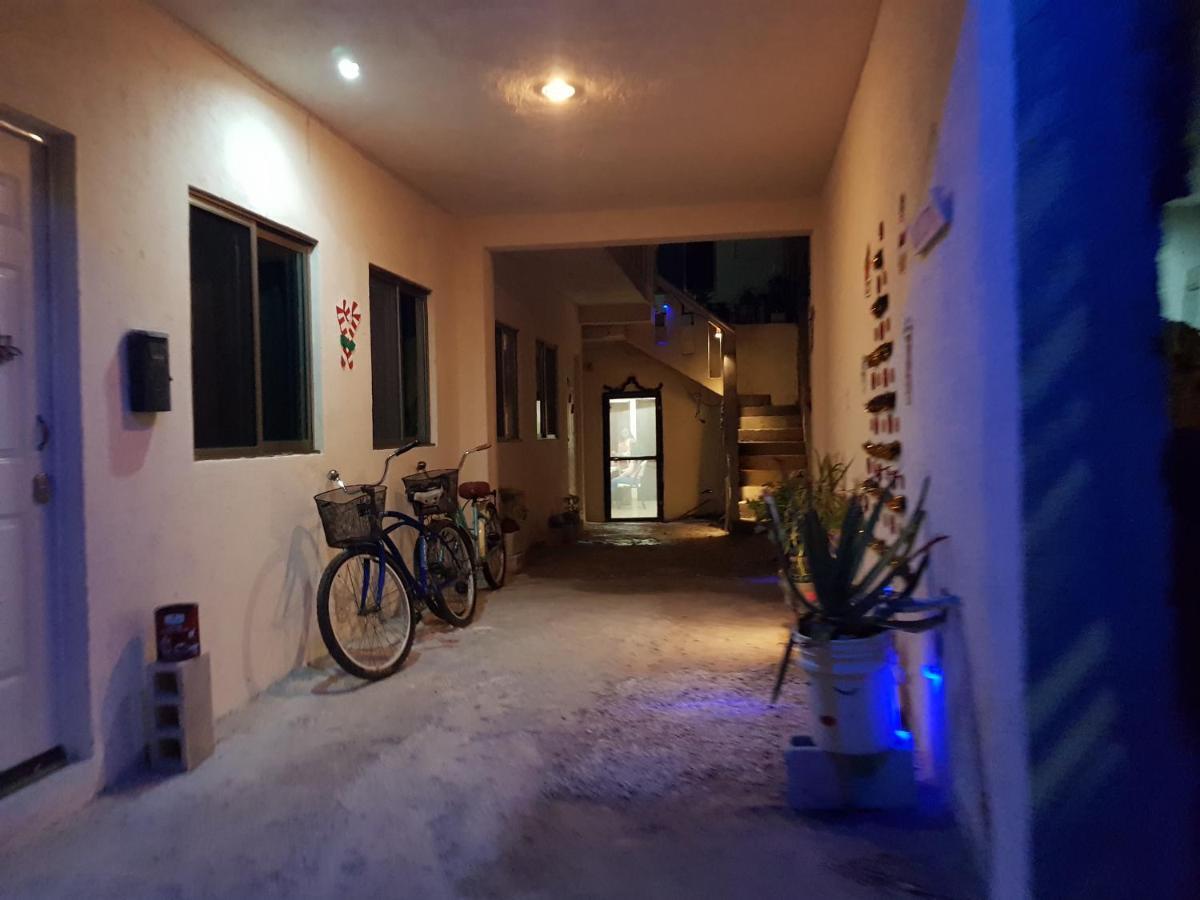 Hostal El Padrino Akumal Exterior foto